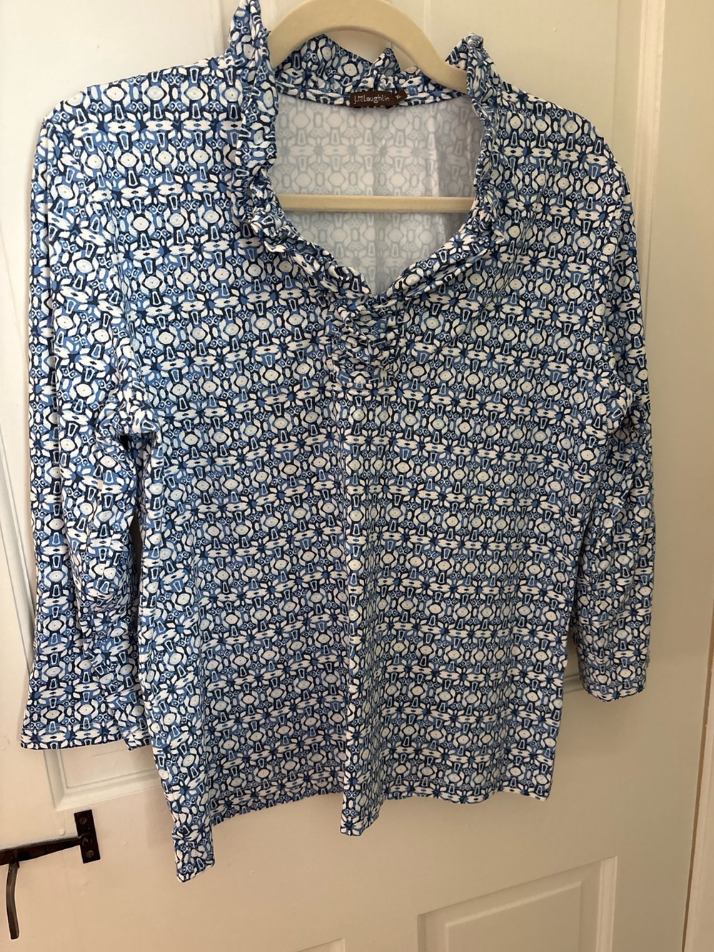 J. McLaughlin Catalina Blue White Geometric Floral Ruffle Collar XL FITS LIKE L
